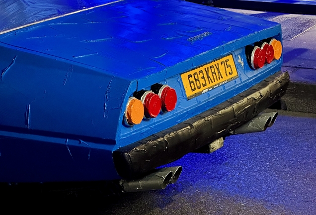 Ferrari 365 GT4 2+2 by Bertrand Lavier