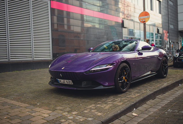 Ferrari Roma Spider