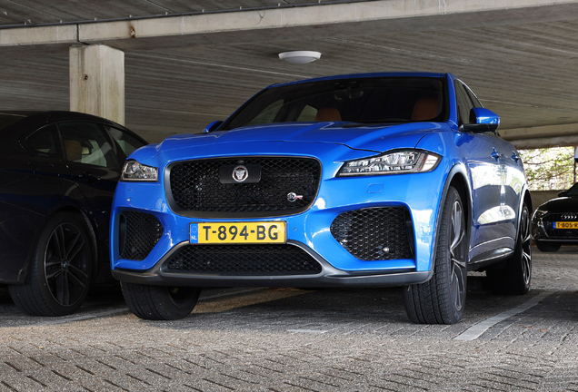 Jaguar F-PACE SVR