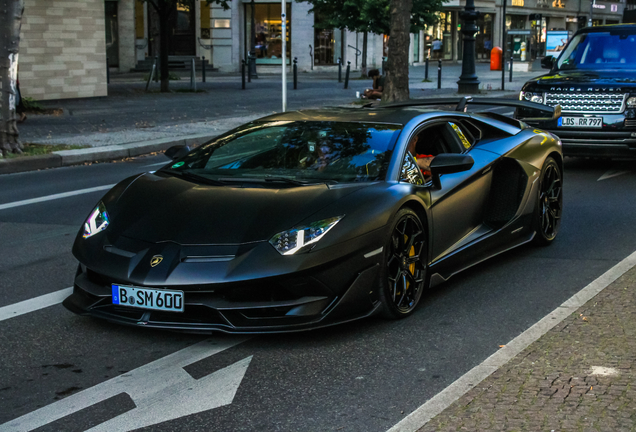 Lamborghini Aventador LP770-4 SVJ