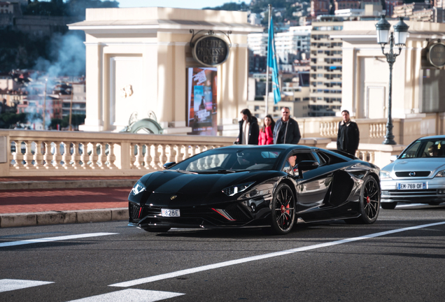 Lamborghini Aventador LP780-4 Ultimae Roadster