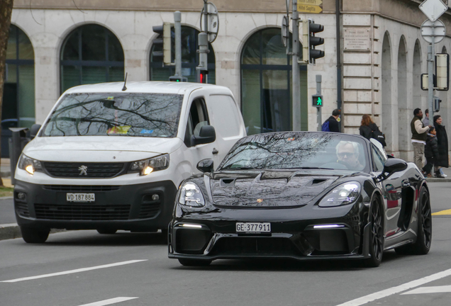Porsche 718 Spyder RS