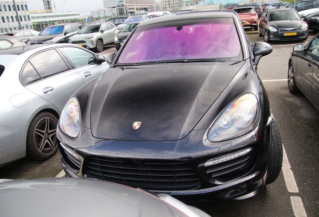 Porsche 958 Cayenne GTS