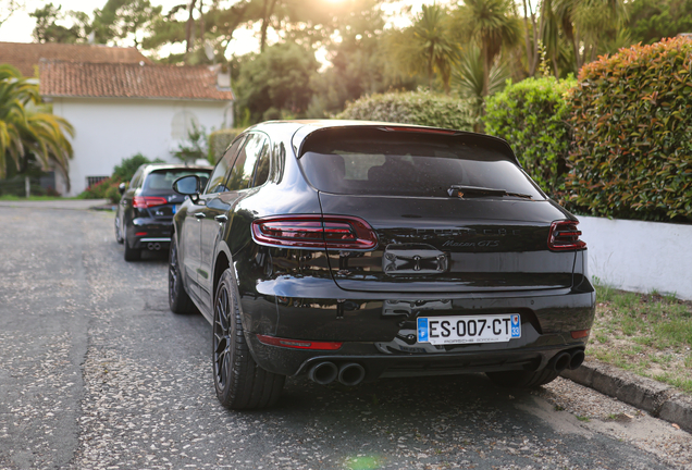 Porsche 95B Macan GTS