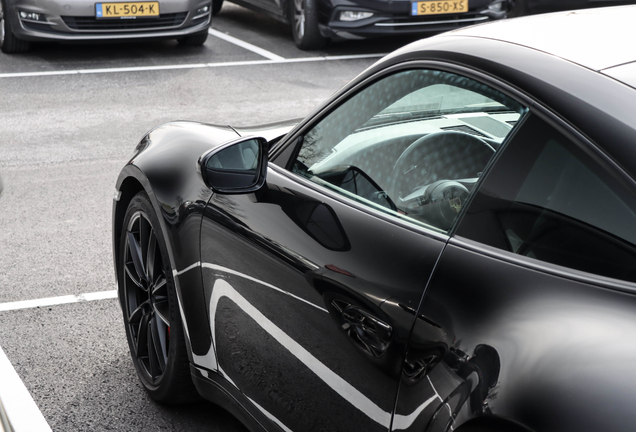 Porsche 992 Carrera S