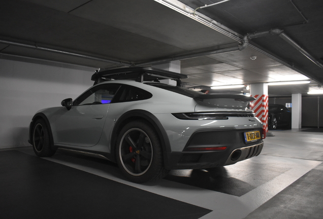 Porsche 992 Dakar