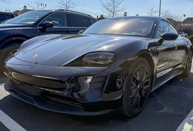 Porsche Taycan GTS