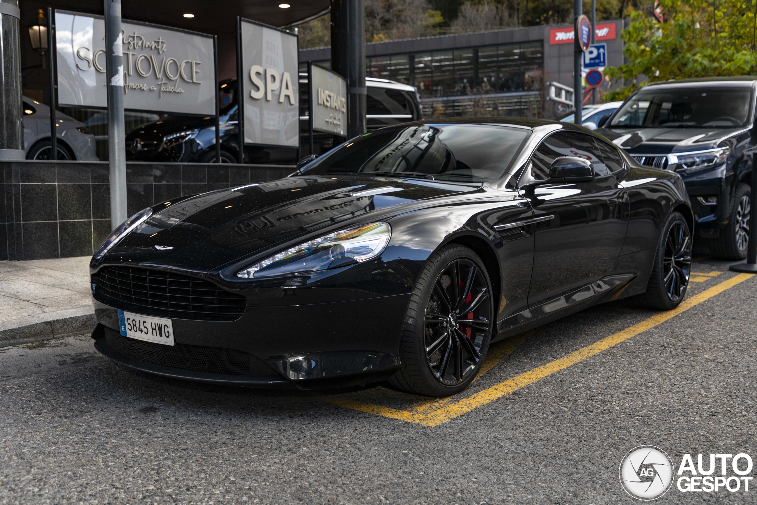 Aston Martin DB9 2013