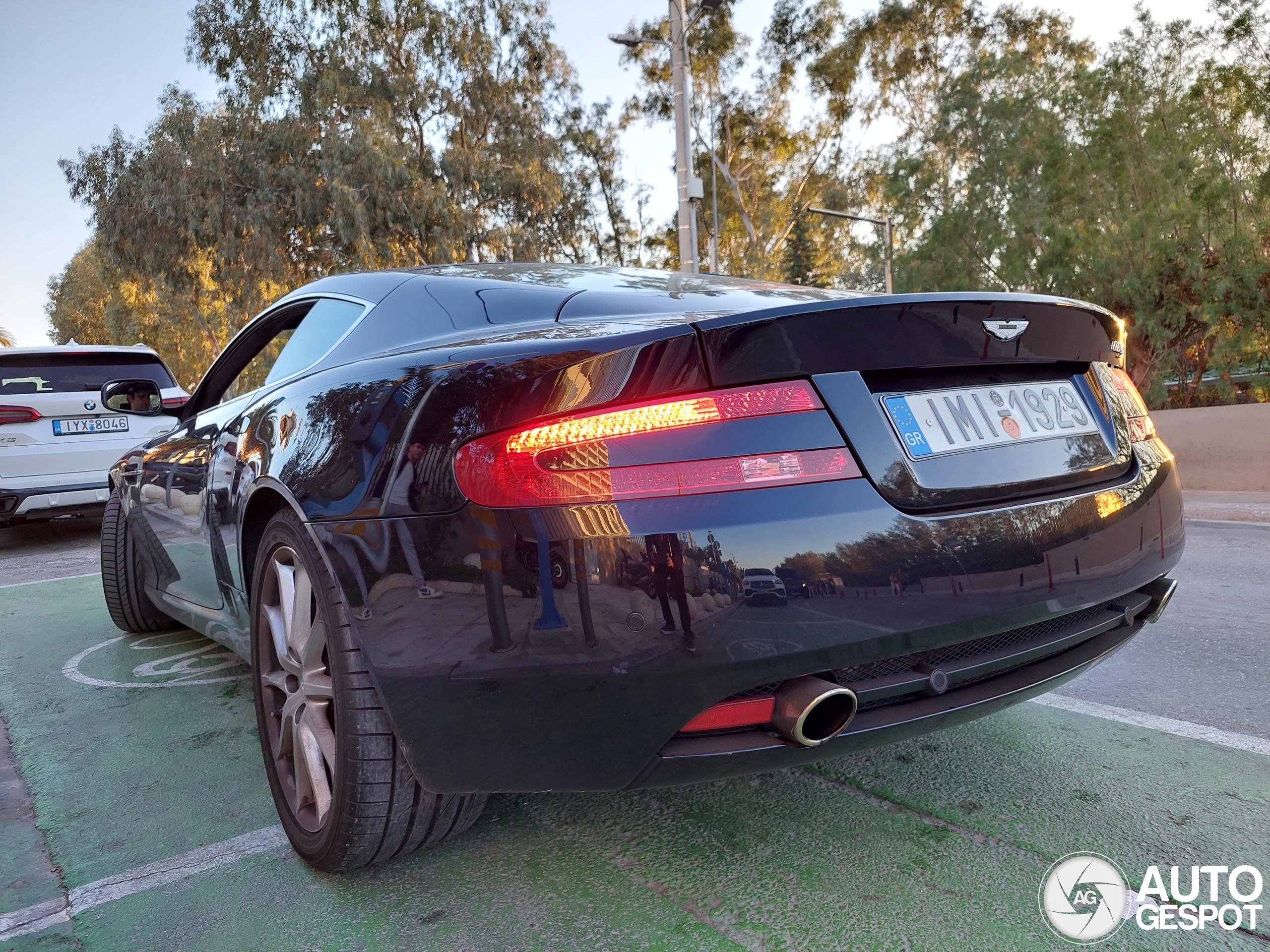 Aston Martin DB9