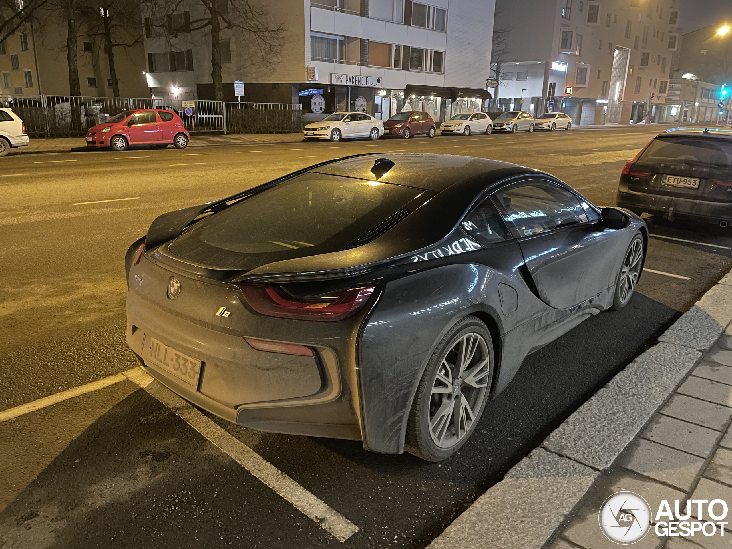 BMW i8