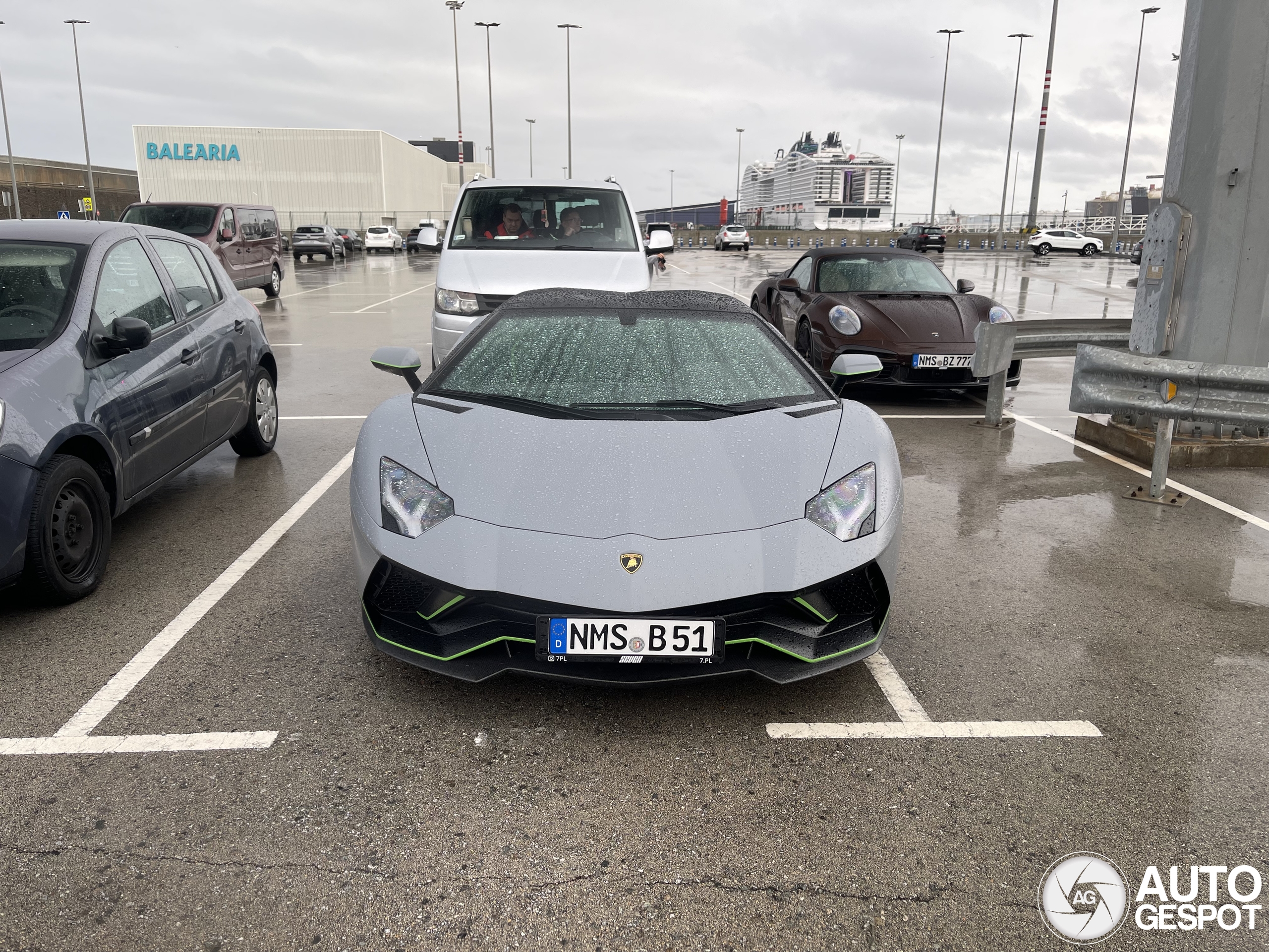 Lamborghini Aventador LP780-4 Ultimae Roadster