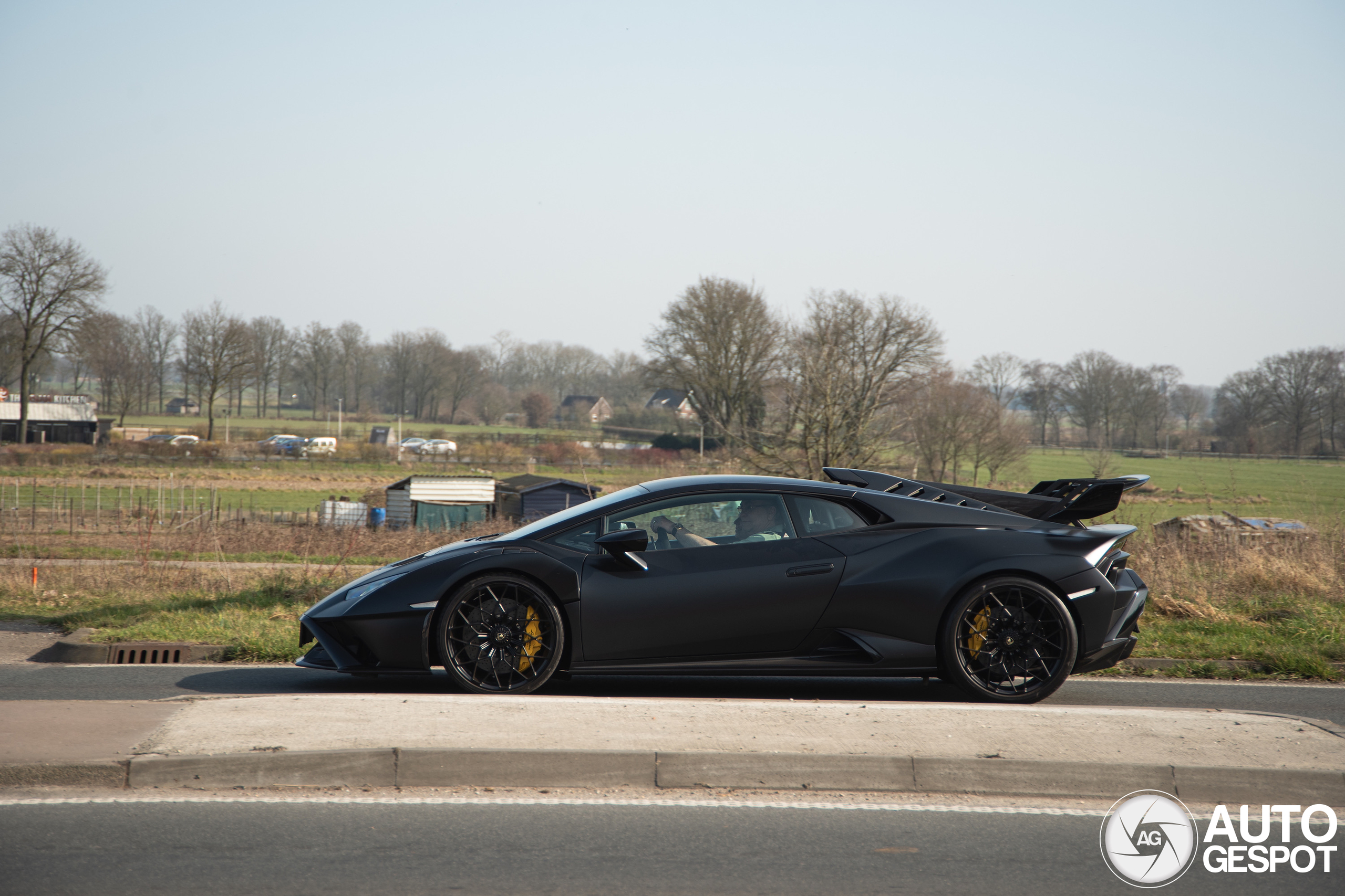 Lamborghini Huracán LP640-2 STO