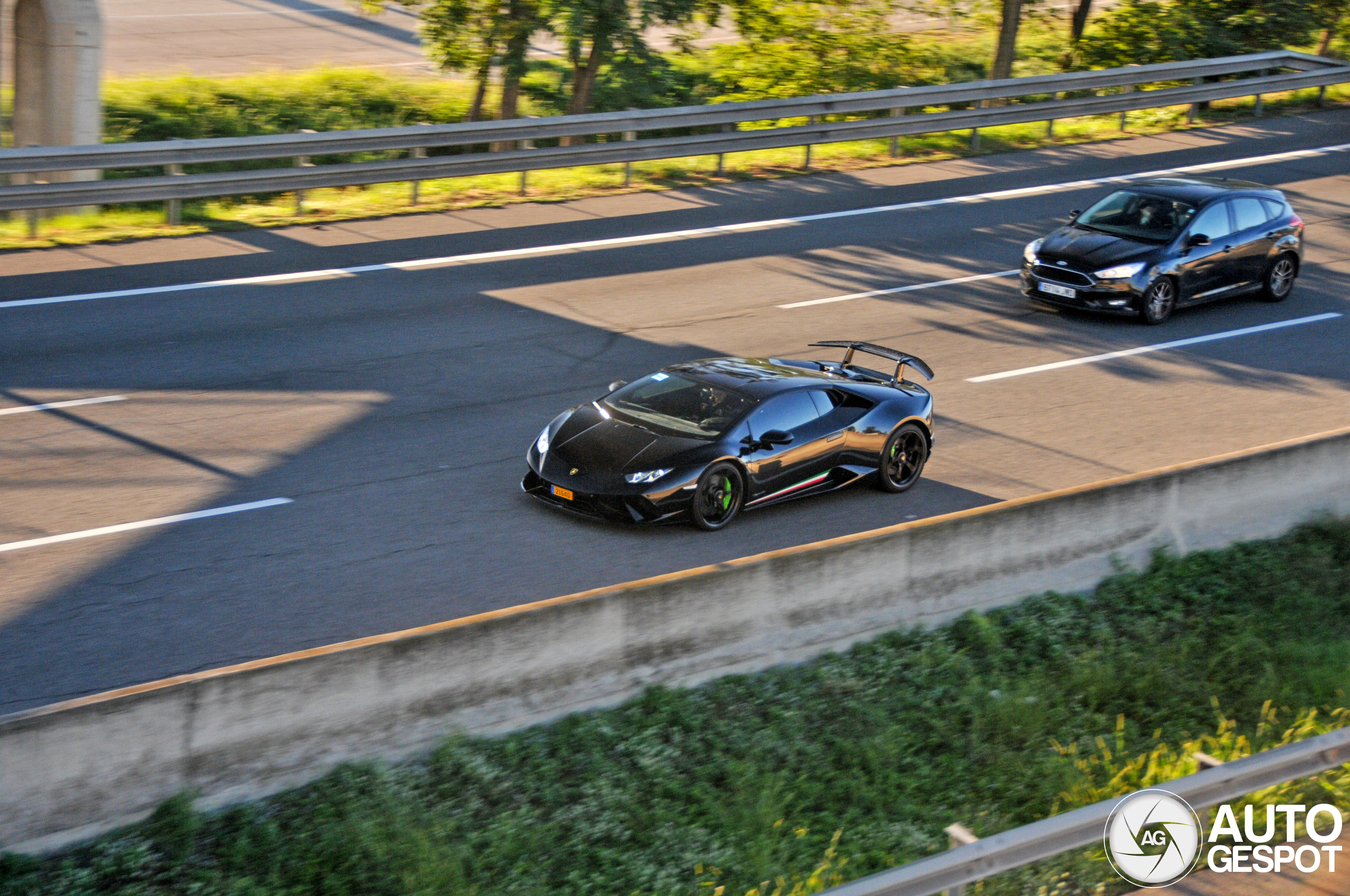 Lamborghini Huracán LP640-4 Performante
