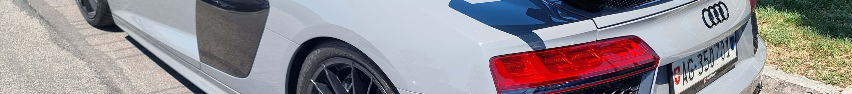 Audi R8 V10 Plus 2015