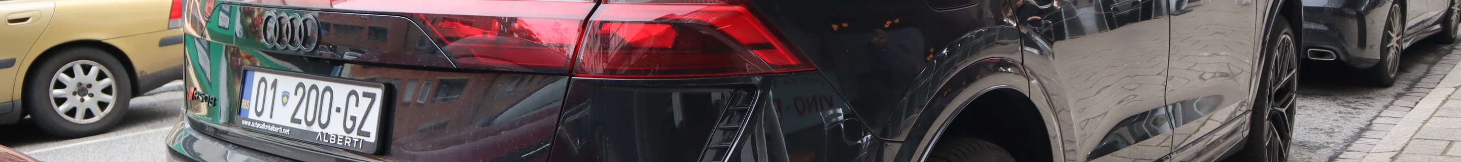 Audi RS Q8 2024