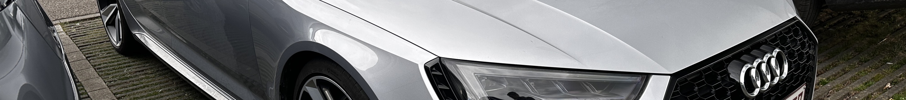 Audi RS4 Avant B9
