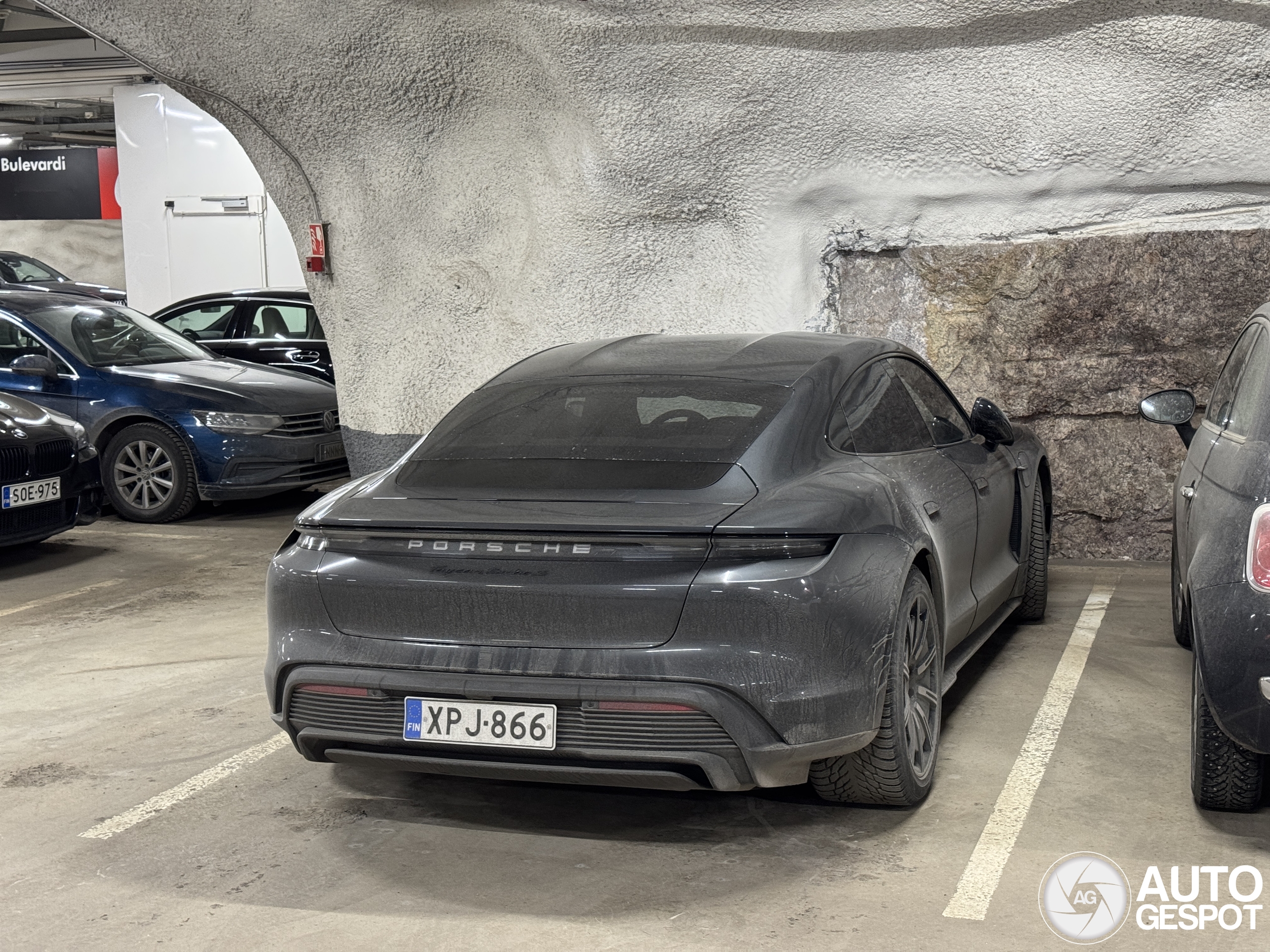Porsche Taycan Turbo S
