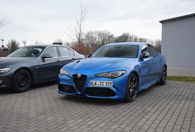 Alfa Romeo Giulia Quadrifoglio 2023