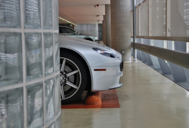 Aston Martin V8 Vantage