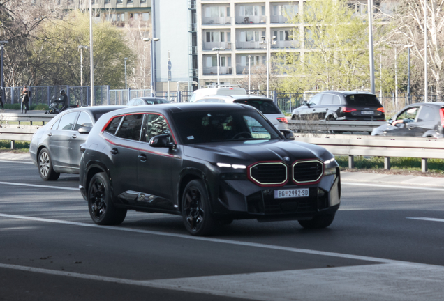 BMW XM G09 Label Red