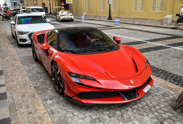 Ferrari SF90 Spider