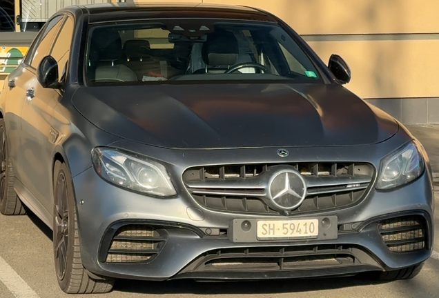 Mercedes-AMG E 63 S W213
