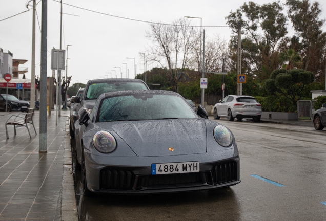 Porsche 992 Carrera 4 GTS MkII