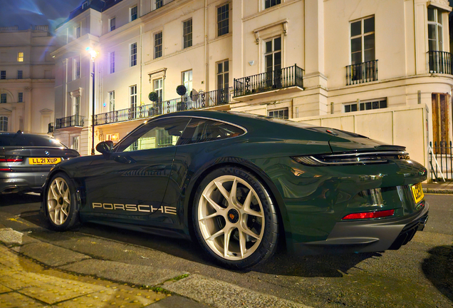 Porsche 992 S/T