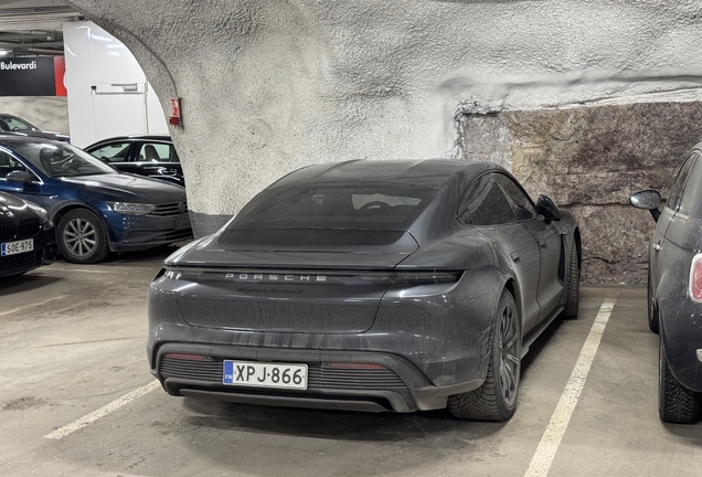 Porsche Taycan Turbo S