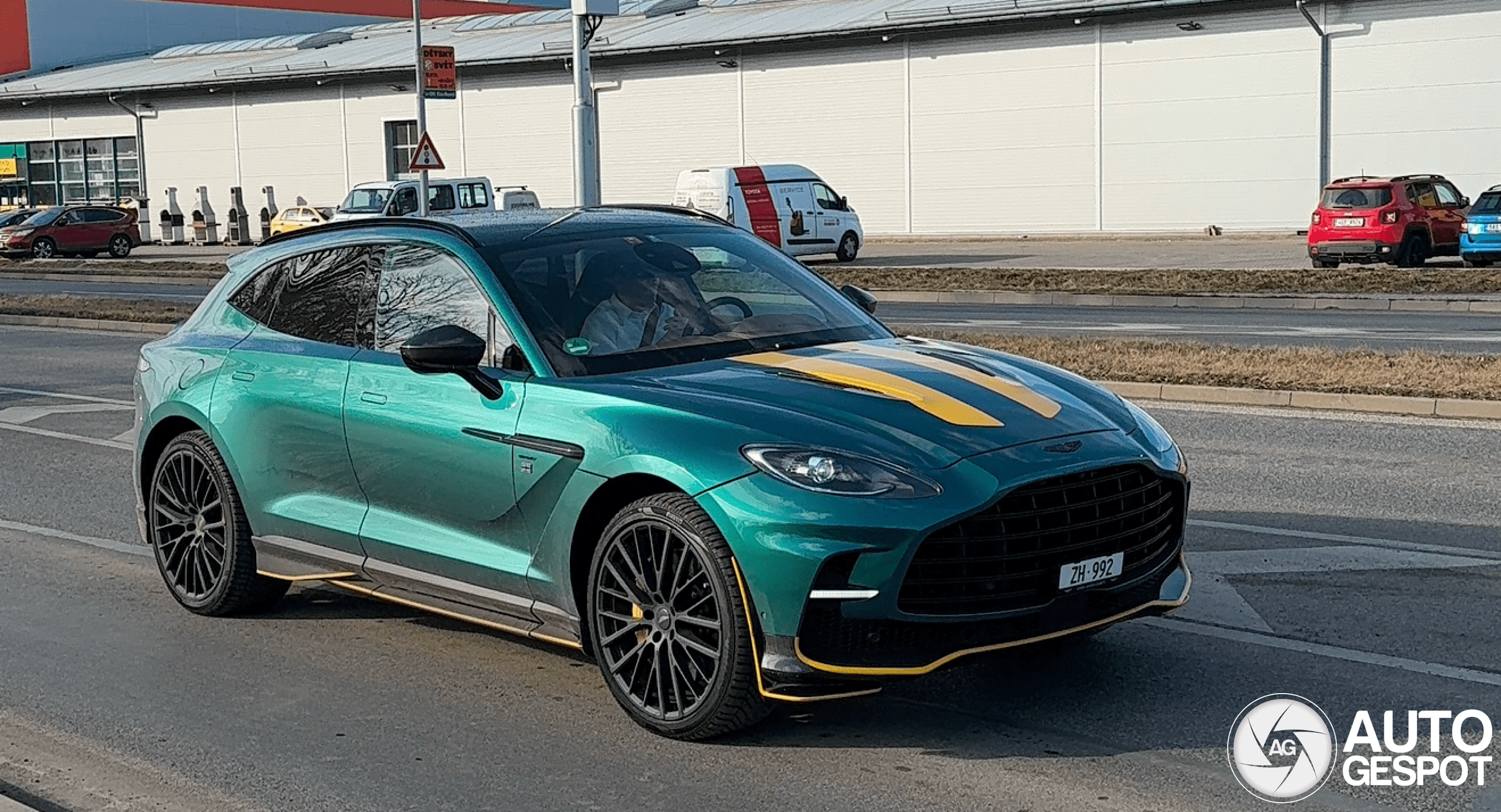 Aston Martin DBX707 AMR23 Edition