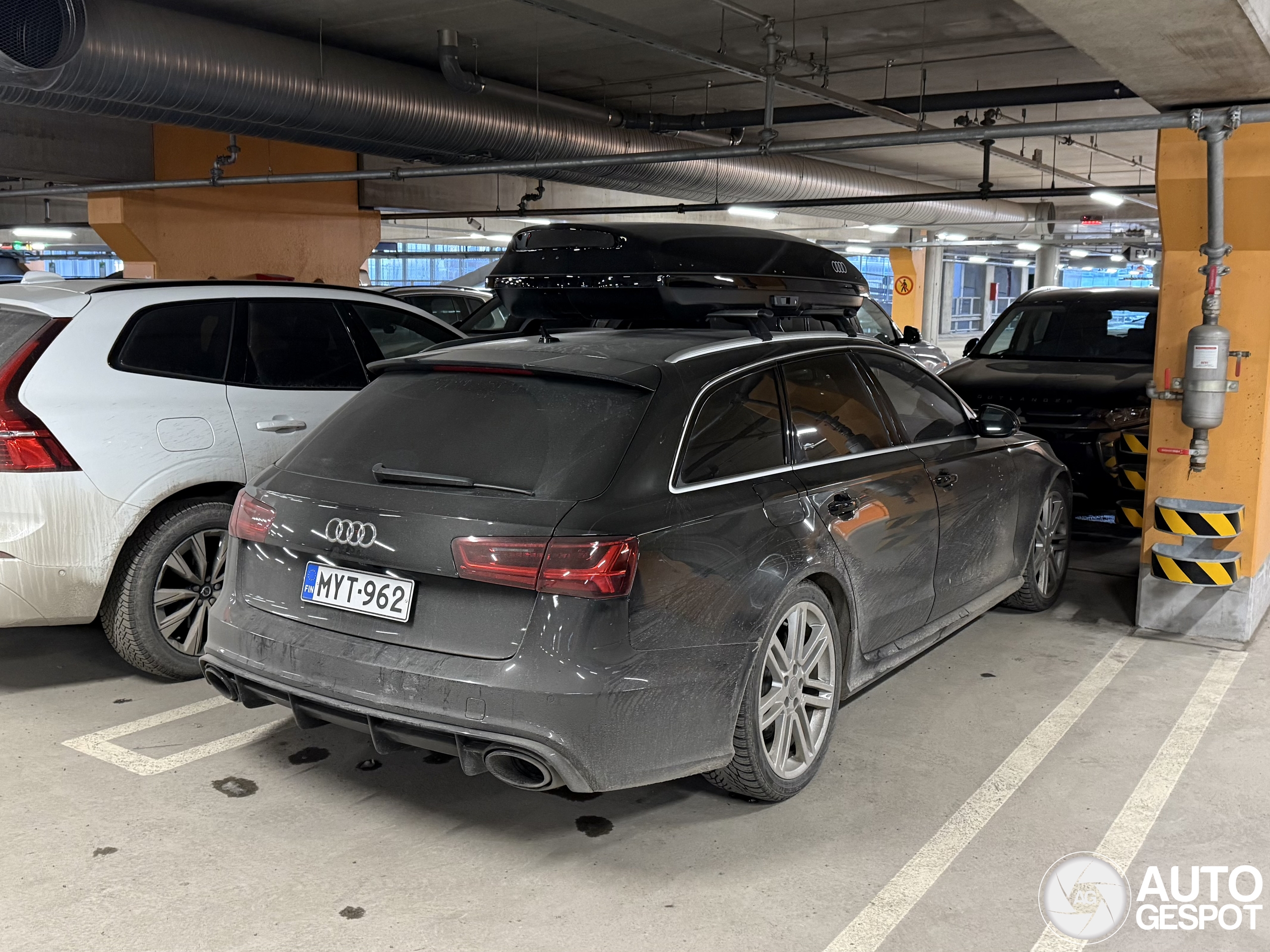 Audi RS6 Avant C7 2015