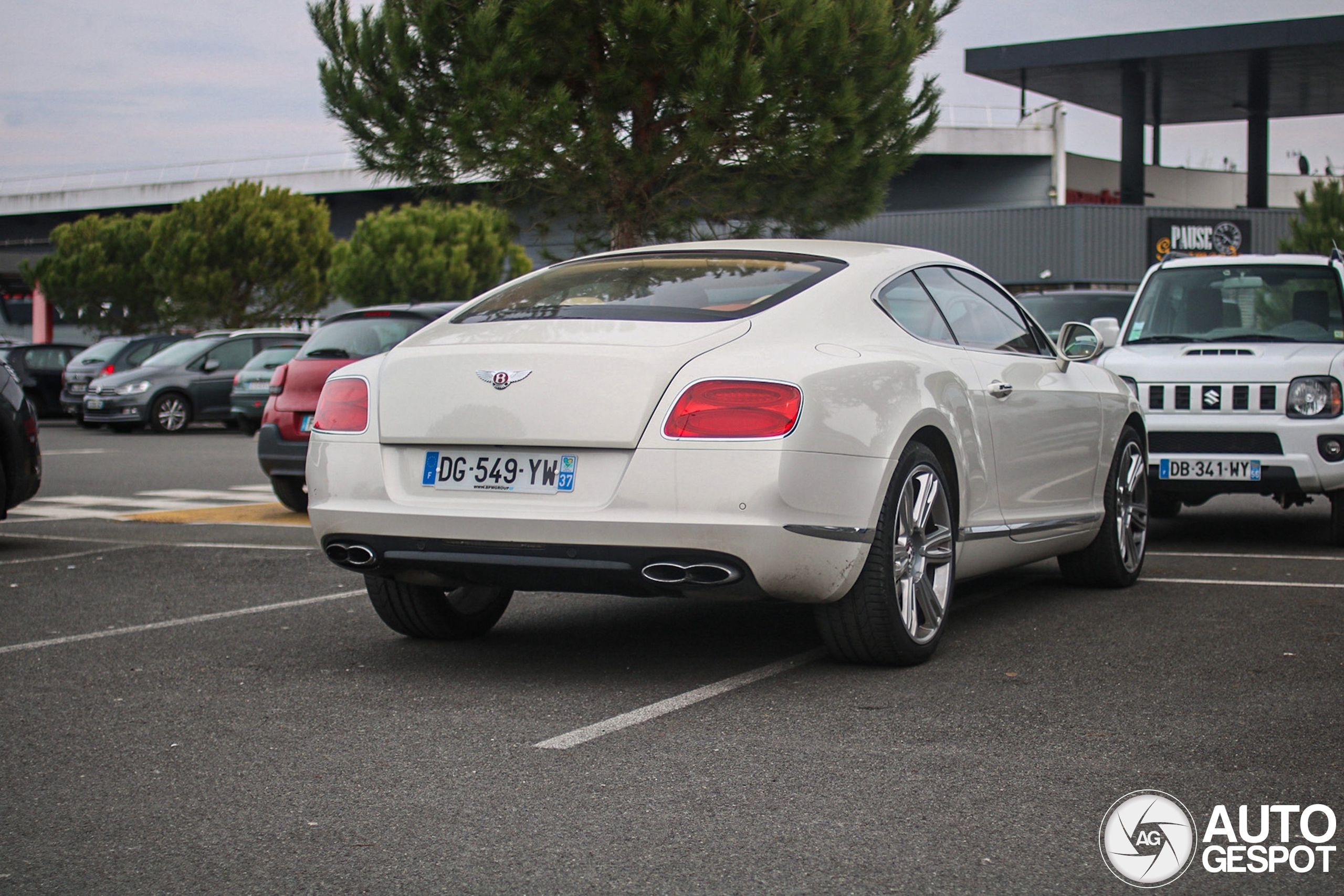 Bentley Continental GT V8