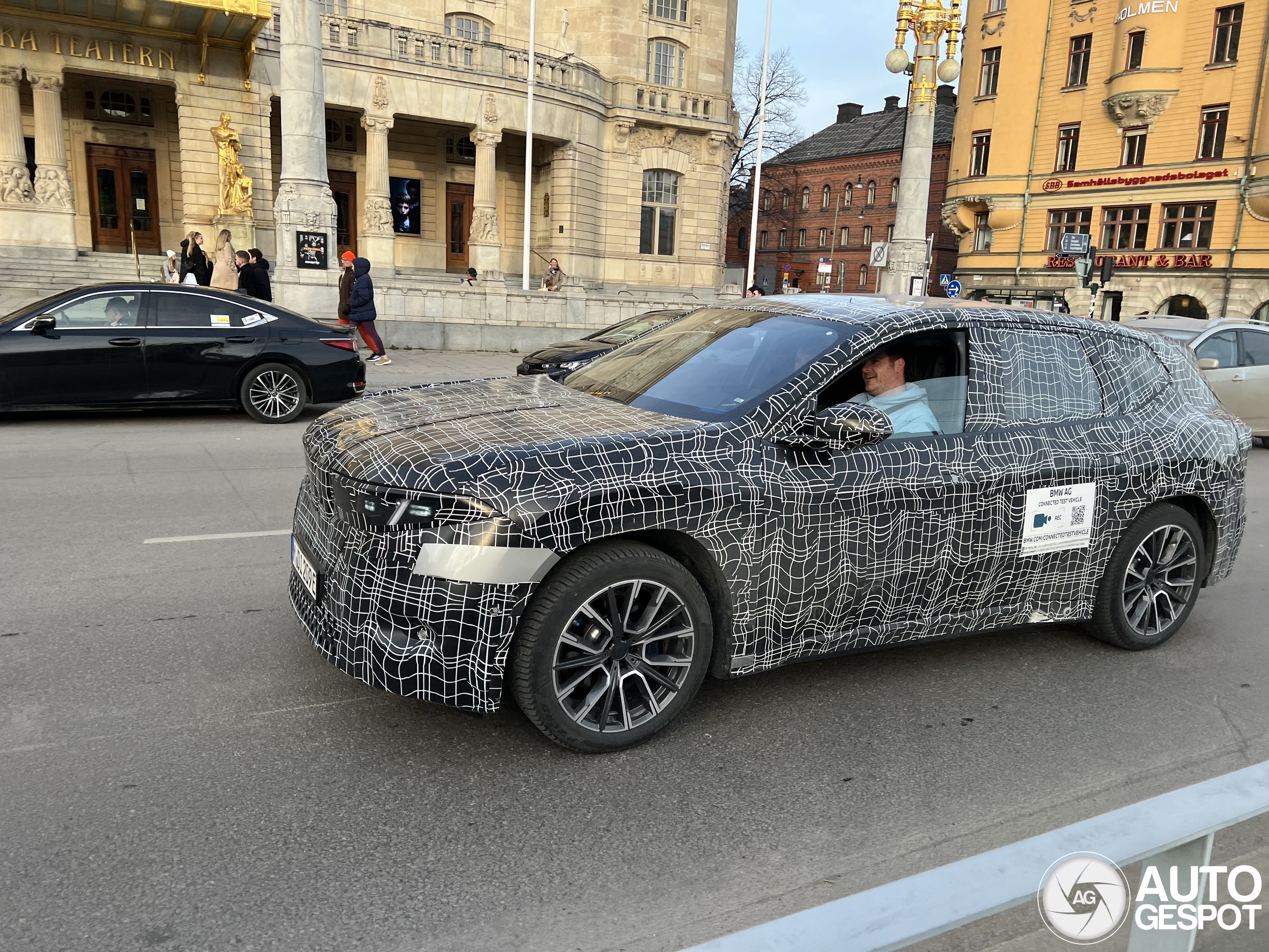 BMW iX3