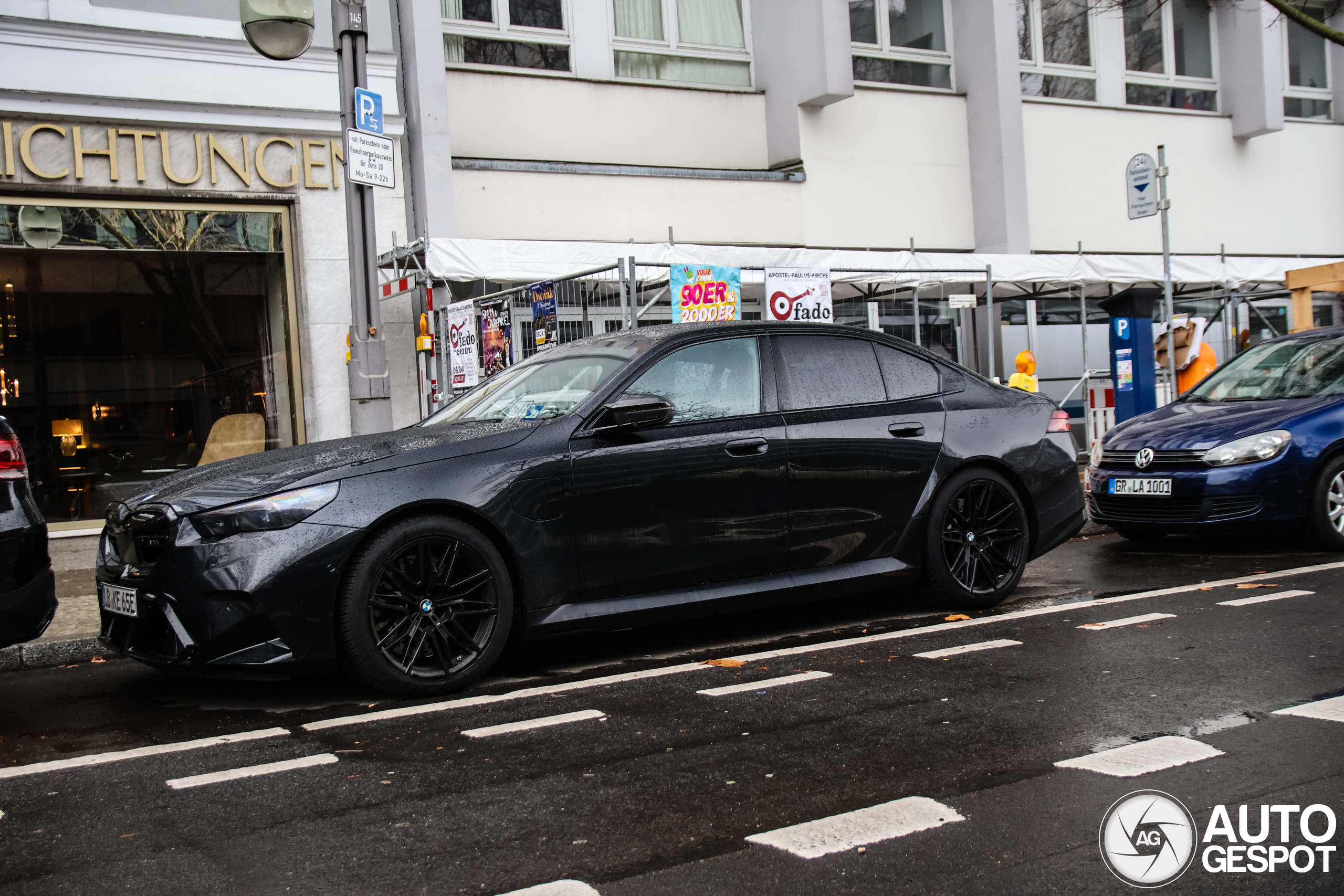BMW M5 G90