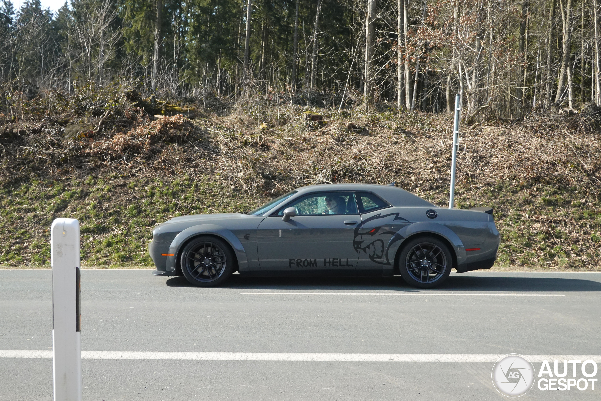 Dodge Challenger SRT Hellcat Widebody