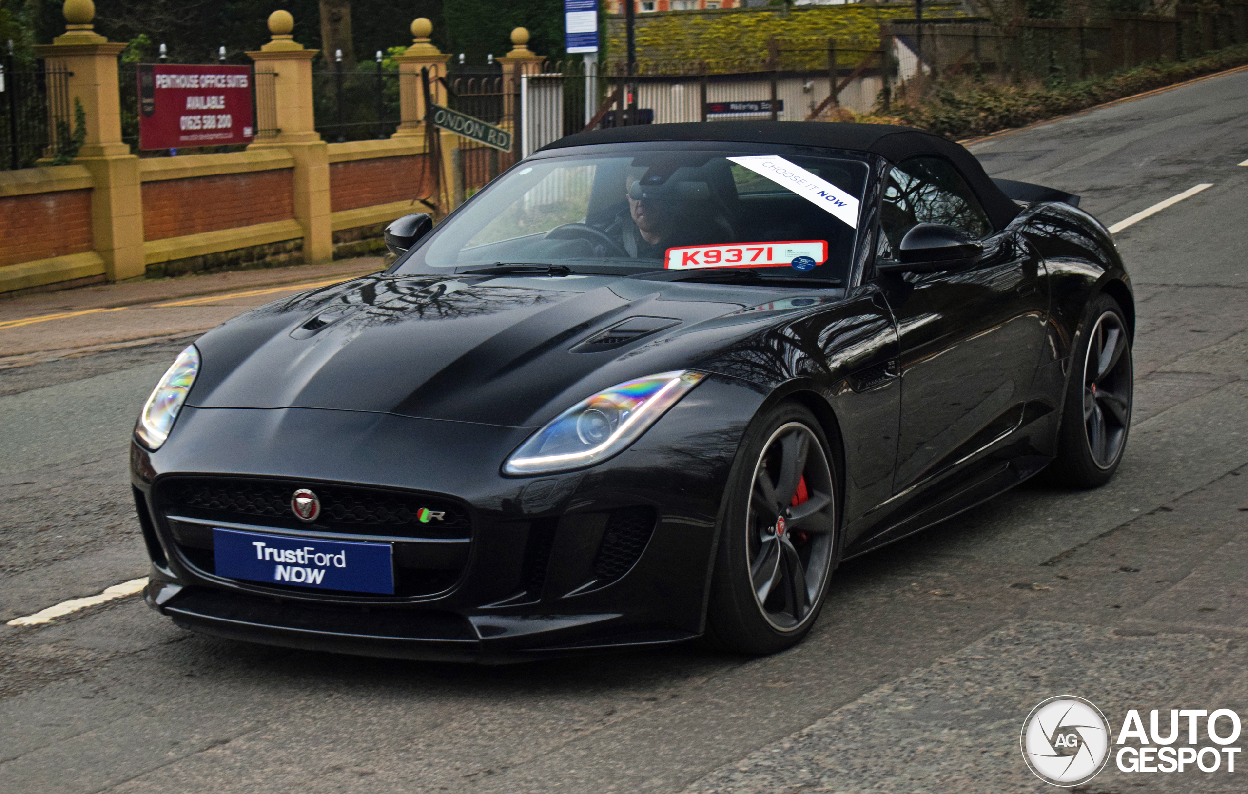 Jaguar F-TYPE R AWD Convertible