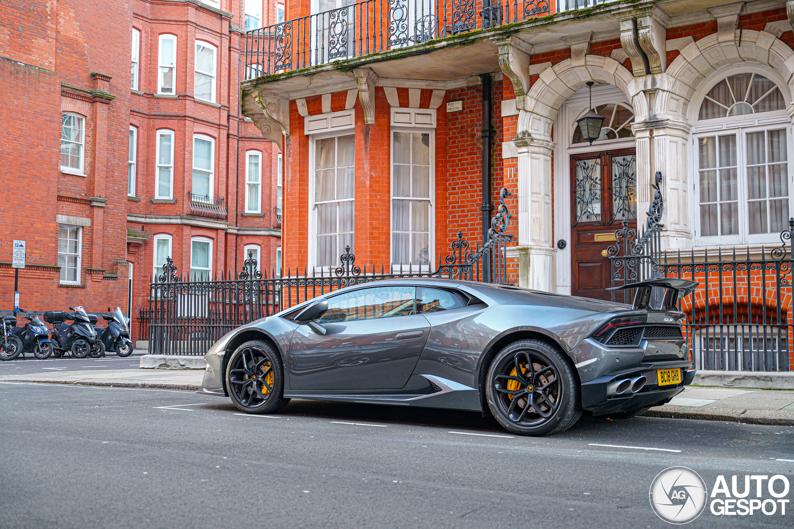 Lamborghini Huracán LP580-2