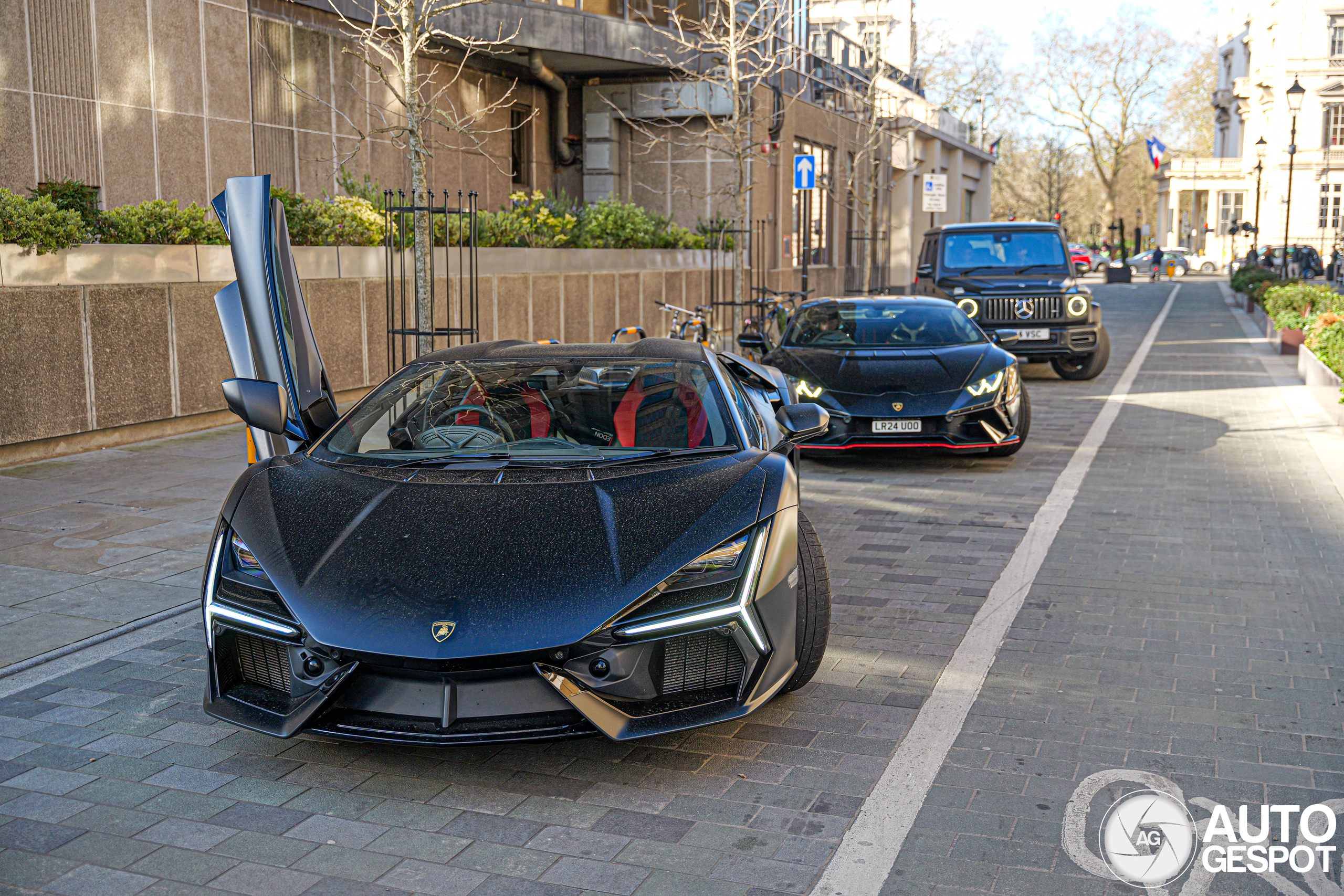 Lamborghini Revuelto