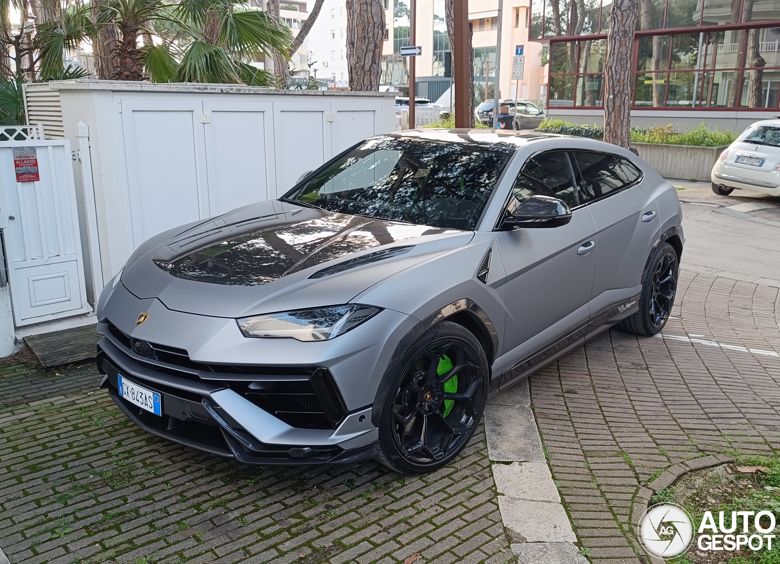 Lamborghini Urus Performante