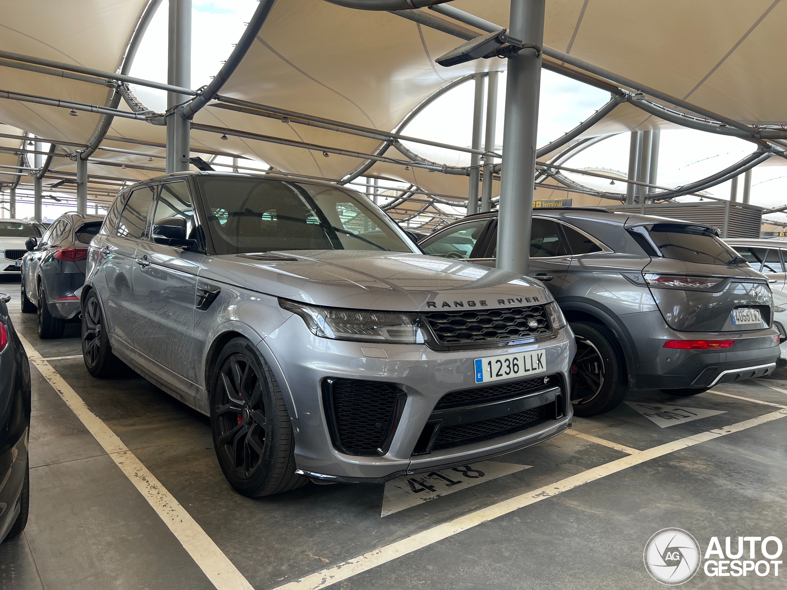 Land Rover Range Rover Sport SVR 2018