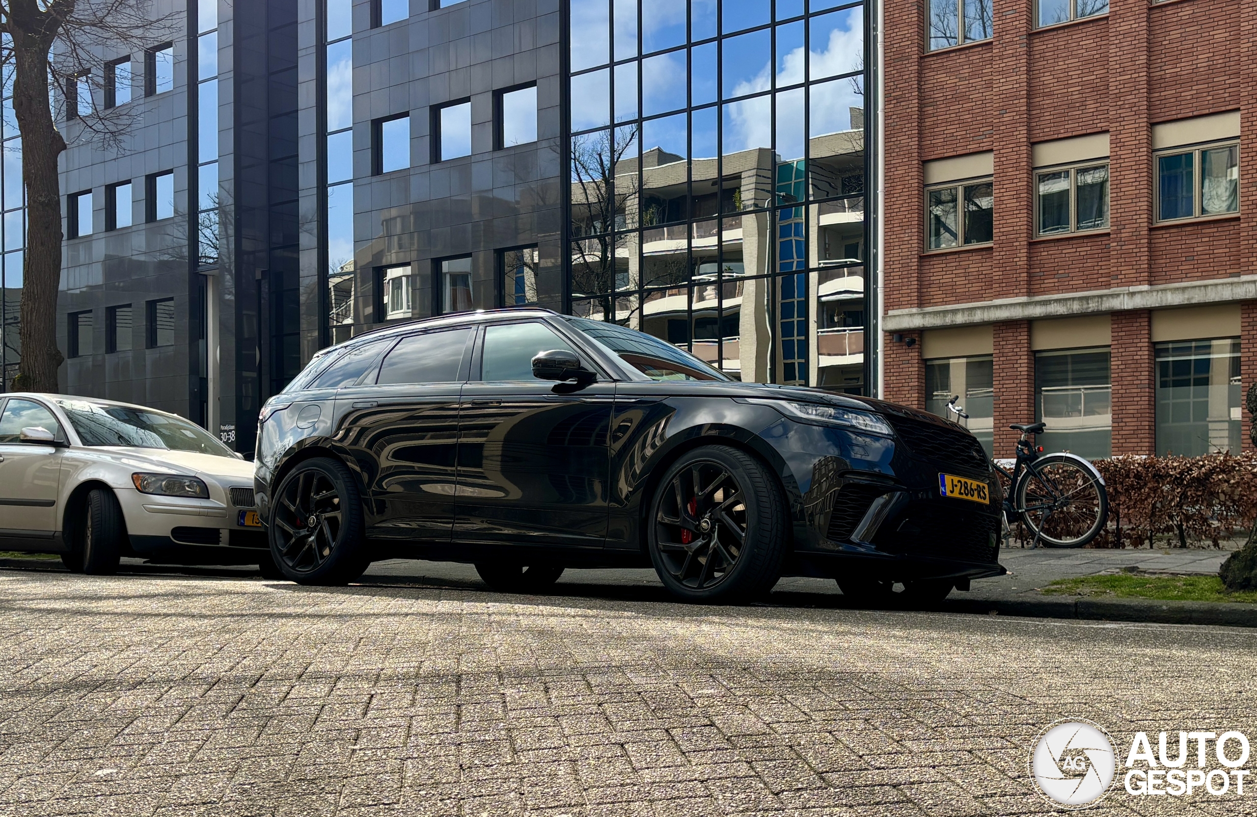 Land Rover Range Rover Velar SVAutobiography