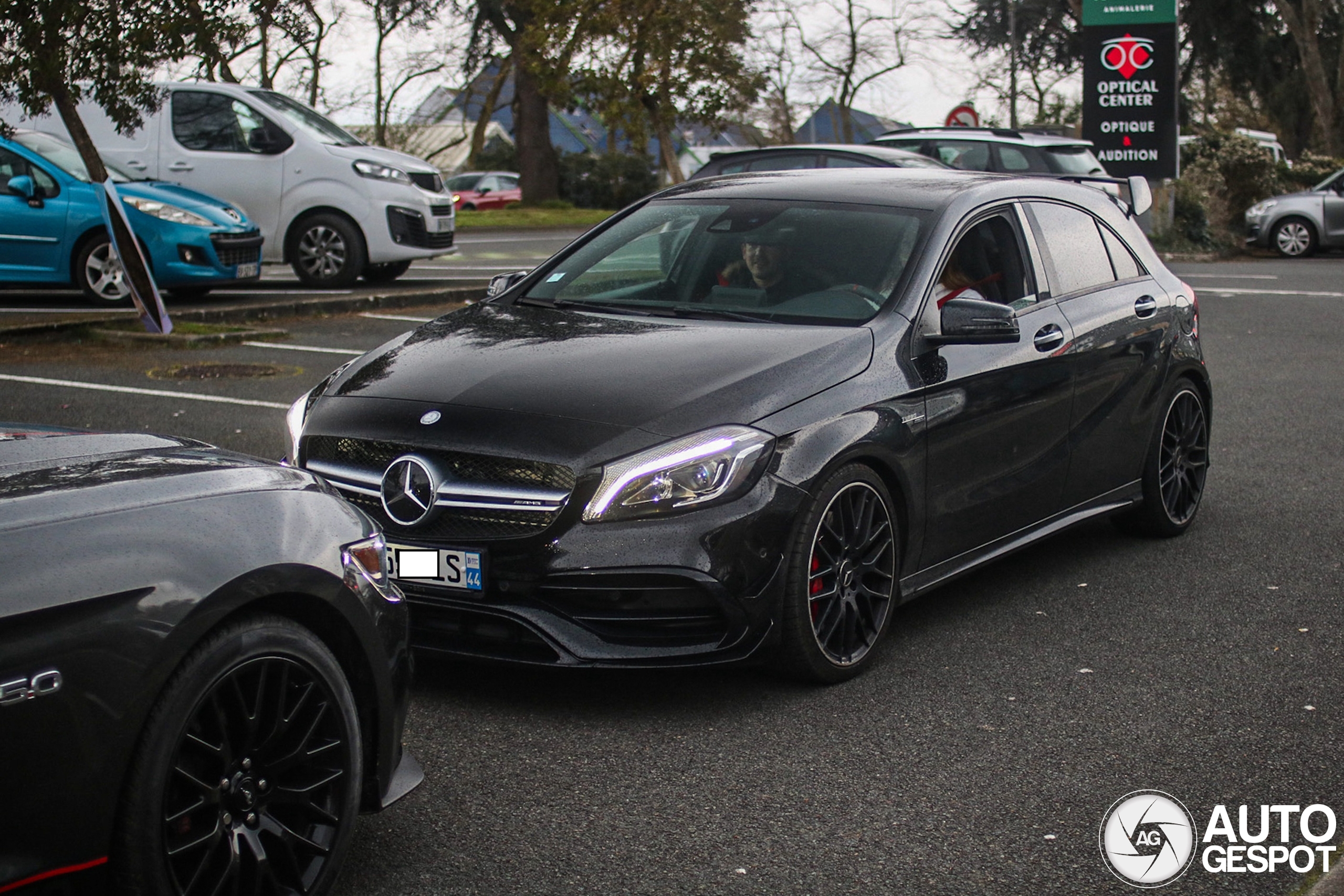 Mercedes-AMG A 45 W176 2015