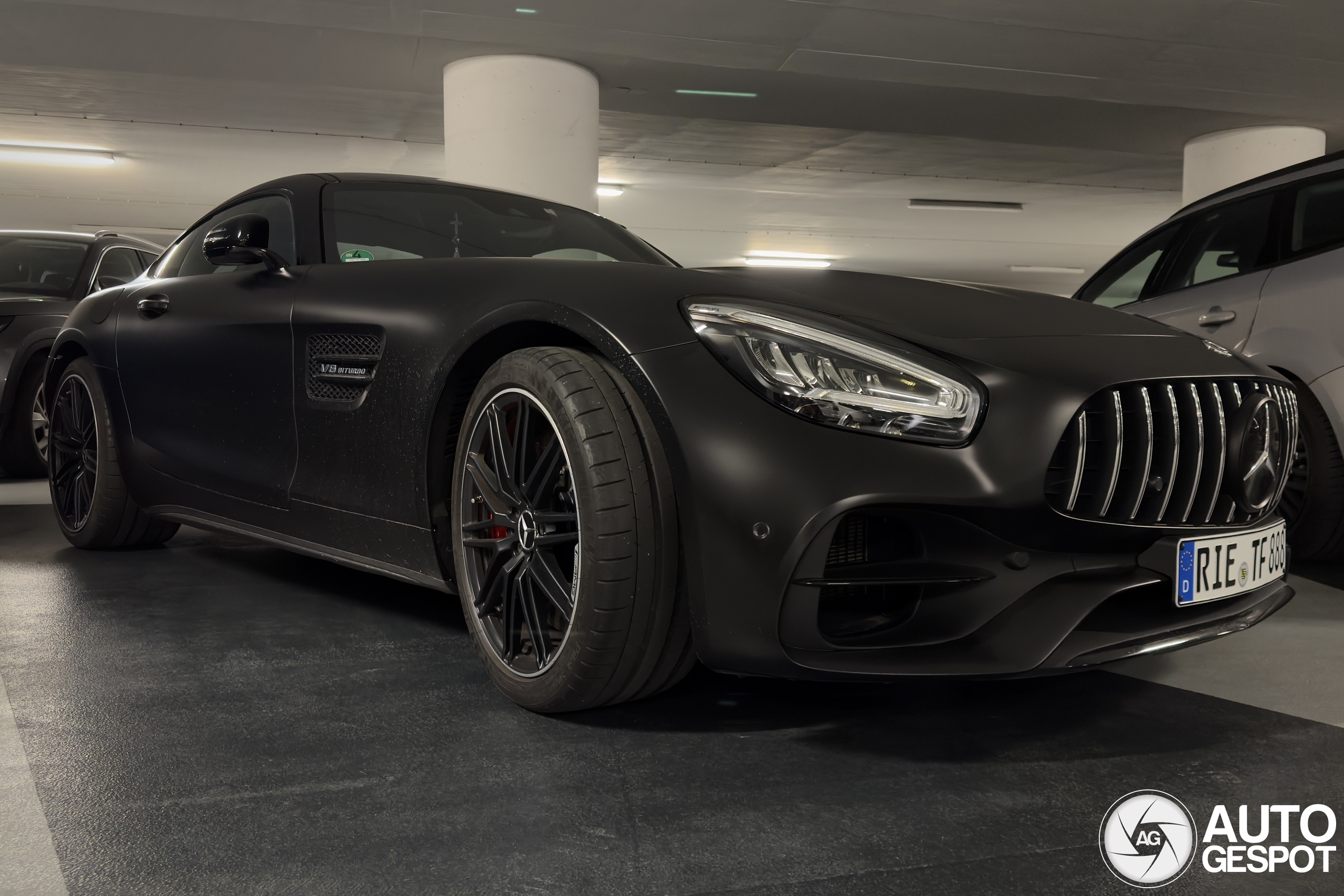 Mercedes-AMG GT C C190 2019