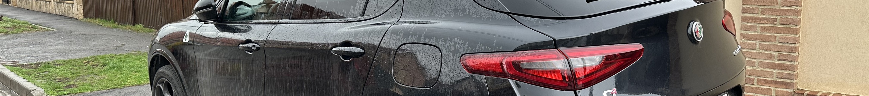 Alfa Romeo Stelvio Quadrifoglio