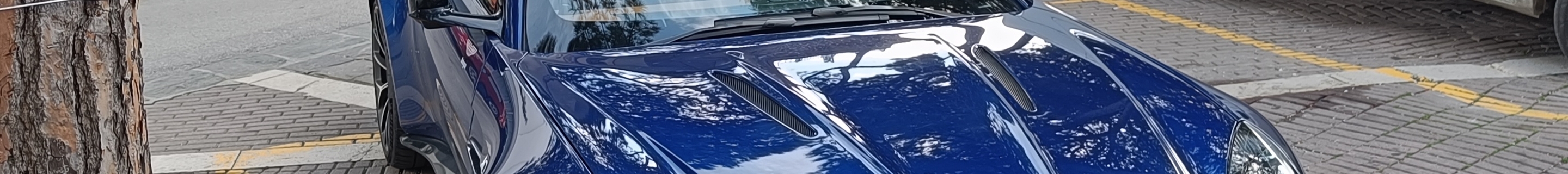 Aston Martin Vantage 2024