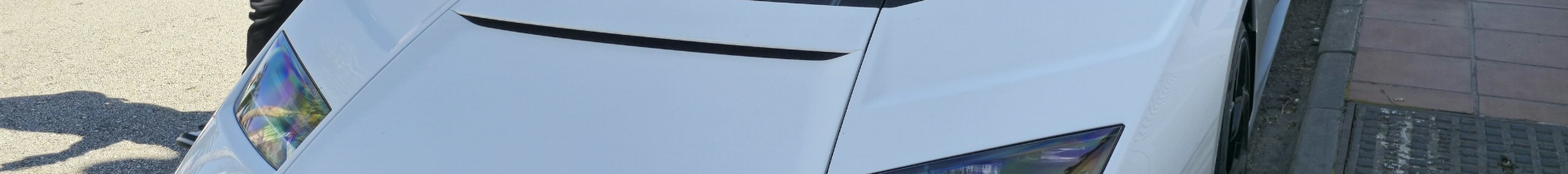 Lamborghini Countach LPI 800-4