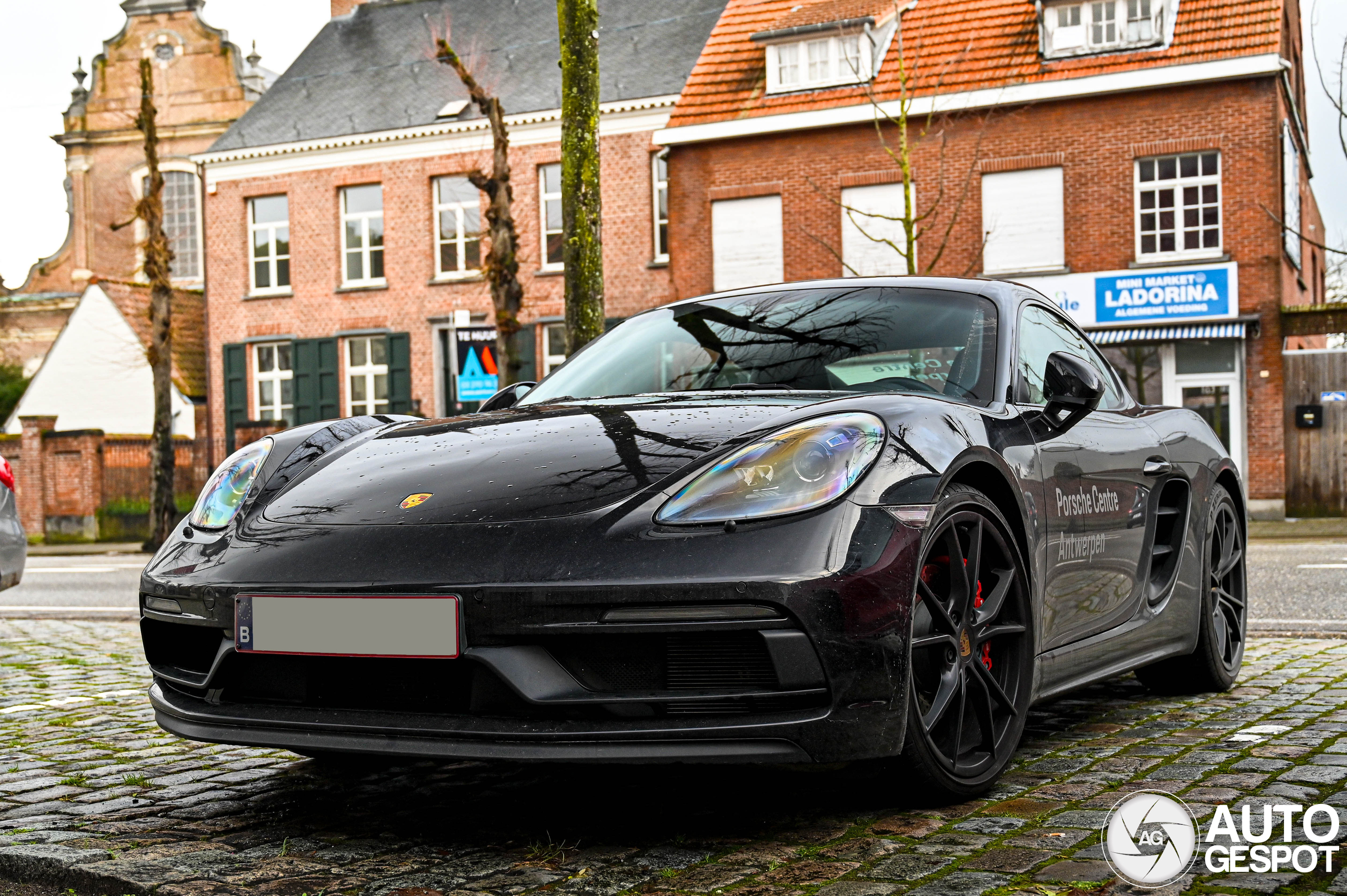 Porsche 718 Cayman GTS
