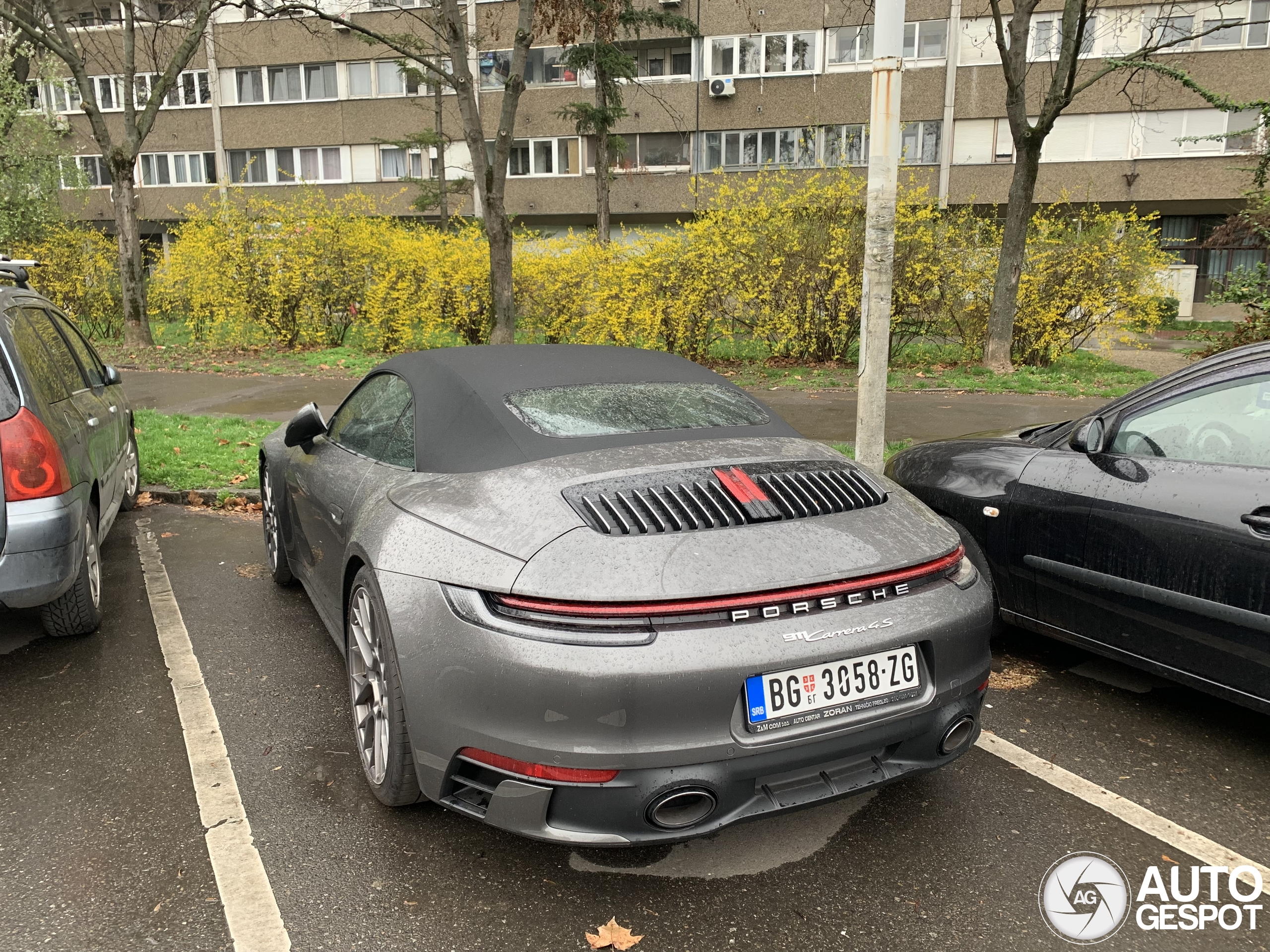 Porsche 992 Carrera 4S Cabriolet