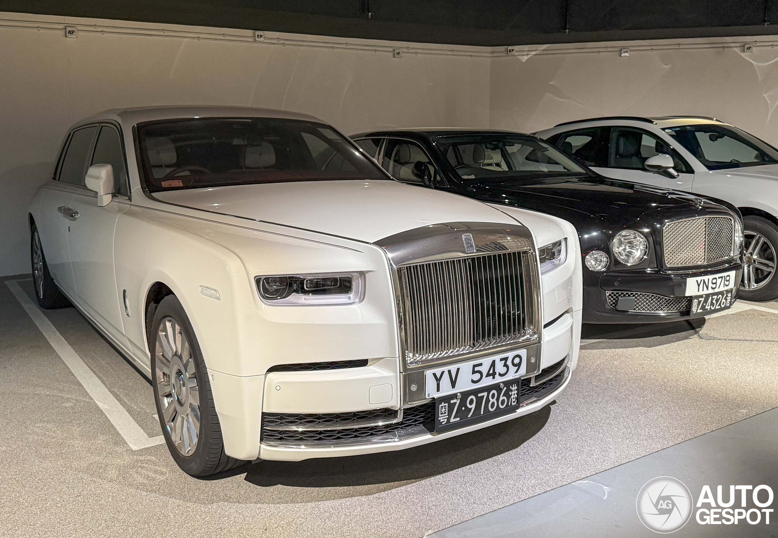 Rolls-Royce Phantom VIII EWB