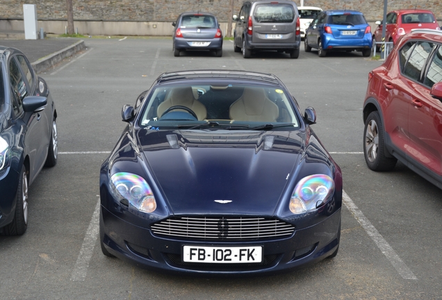 Aston Martin DB9